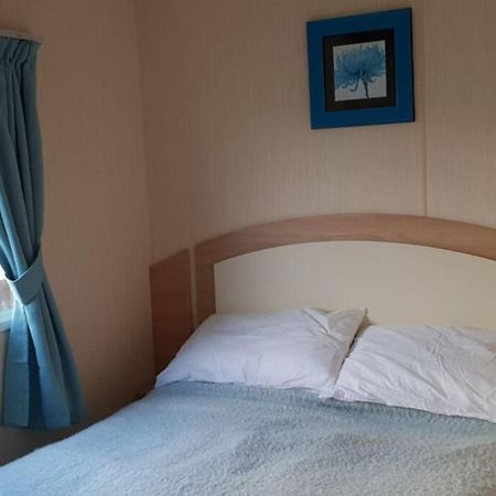 8 Berth Caravan On The Fab Presthaven Beach Resort Prestatyn Dış mekan fotoğraf